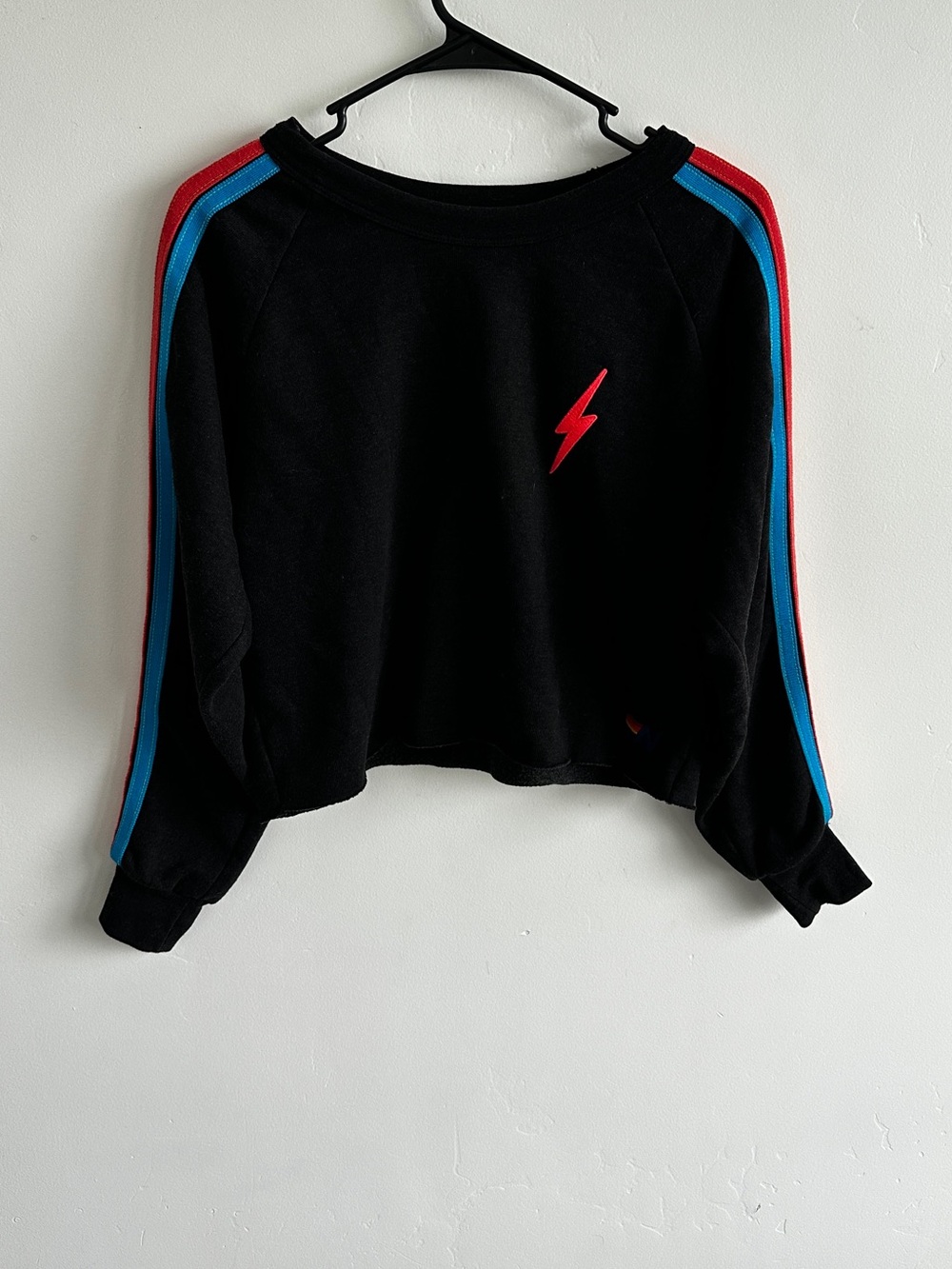 AVIATOR NATION BOLT EMBROIDERY CLASSIC CROPPED CREW SWEATSHIRT BLACK - SMALL